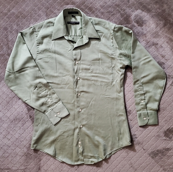 Geoffrey Beene Other - Geoffrey Beene Sateen Fitted Button Down Shirt